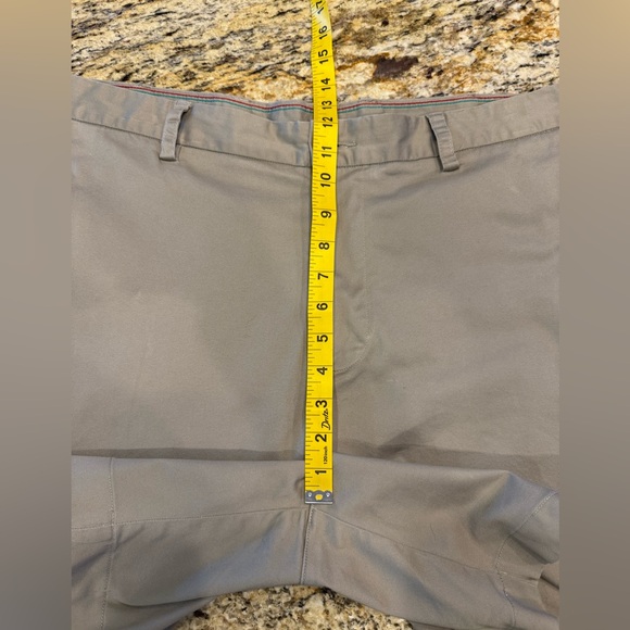 Southern Tide Dark Khaki Shorts Cotton/Spandex Men’s Size 40 - Picture 8 of 9